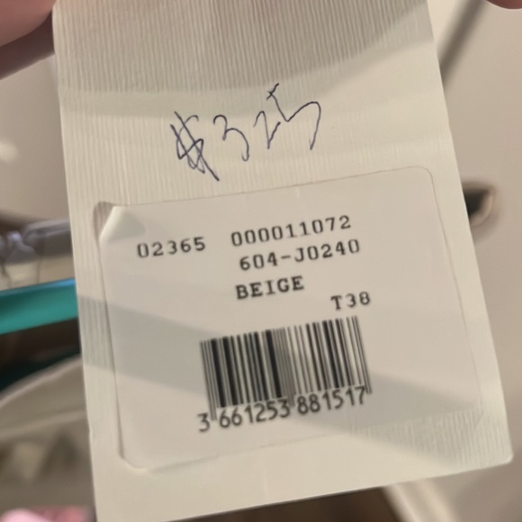 Tara Jarmon skirt - Picture 4 of 4